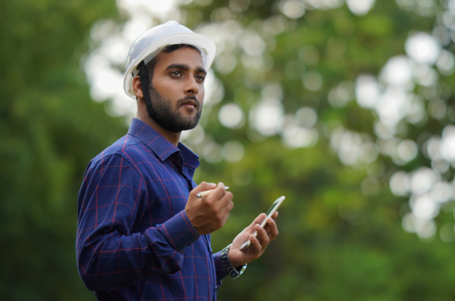 Engineering with mobile phone fielding